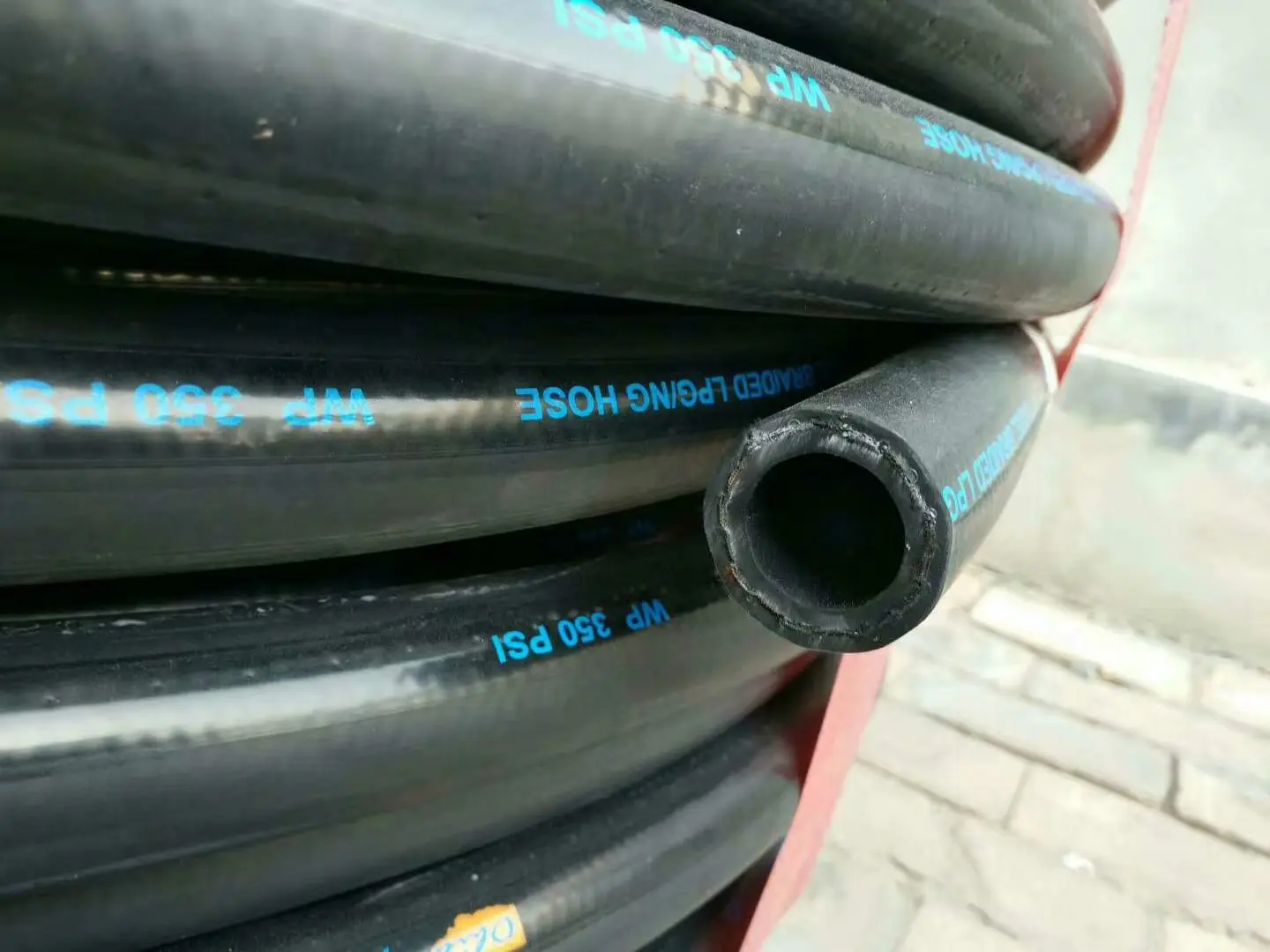 LPG hose.jpg